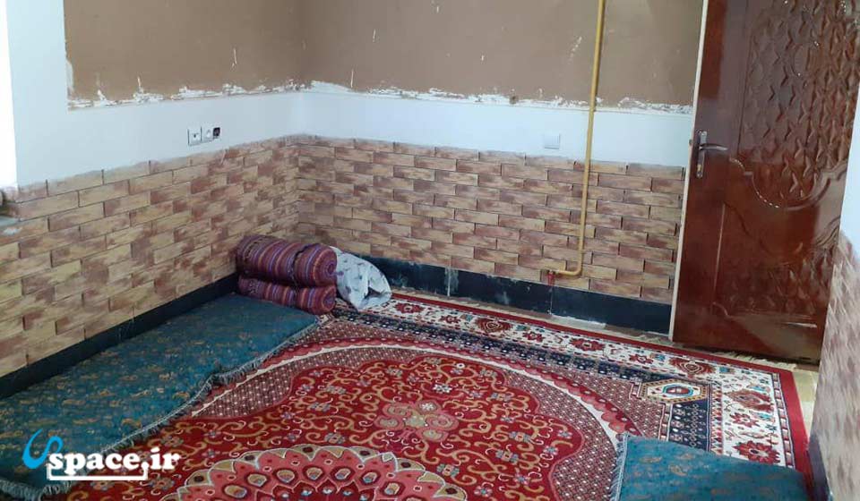 اتاق سنتی اقامتگاه بوم گردی حاج بی بی - رابر - روستای گنجان